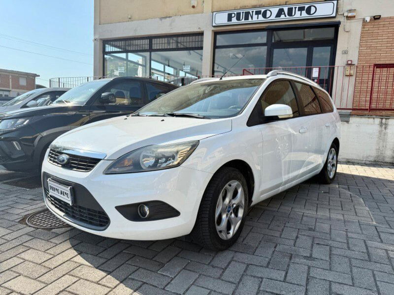 Ford Focus Station Wagon 1.6 TDCi (110CV) SW Ikon DPF del 2011 usata a Barberino Val d'Elsa