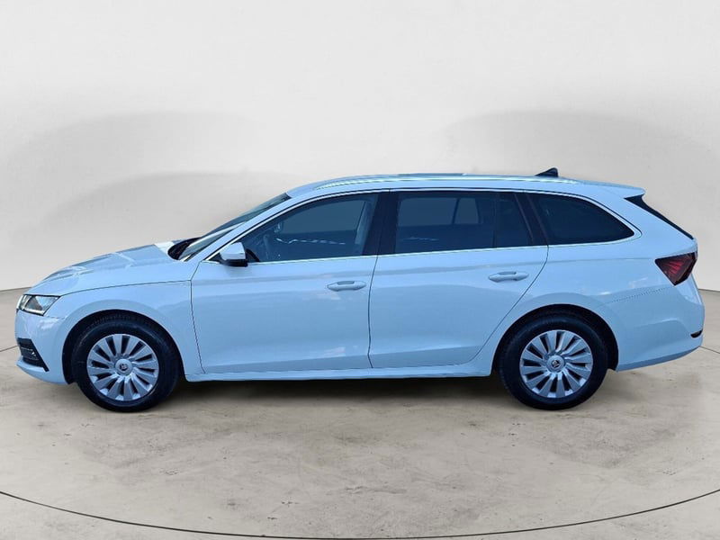 Skoda Octavia Station Wagon 2.0 TDI EVO SCR DSG Wagon Style del 2022 usata a Ancona