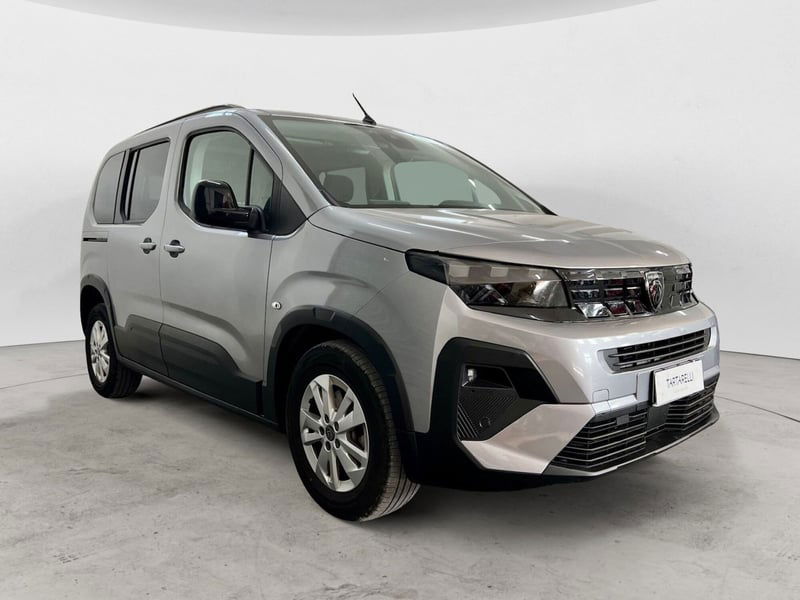 Peugeot Rifter Mix BlueHDi 100 PC Allure Standard del 2025 usata a Monopoli