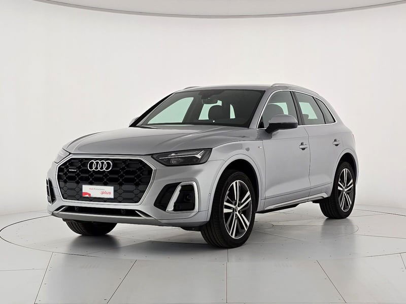 Audi Q5 40 2.0 tdi mhev 12V S line quattro s-tronic del 2023 usata a Fossano
