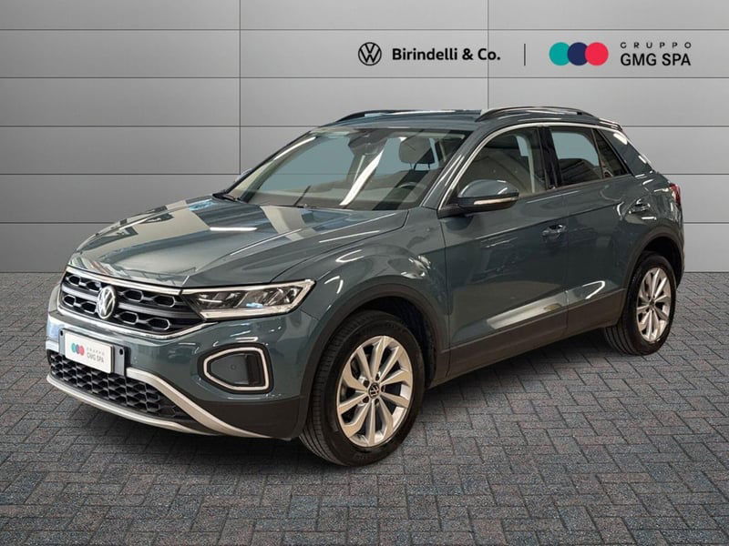 Volkswagen T-Roc 1.0 TSI Life del 2022 usata a Prato