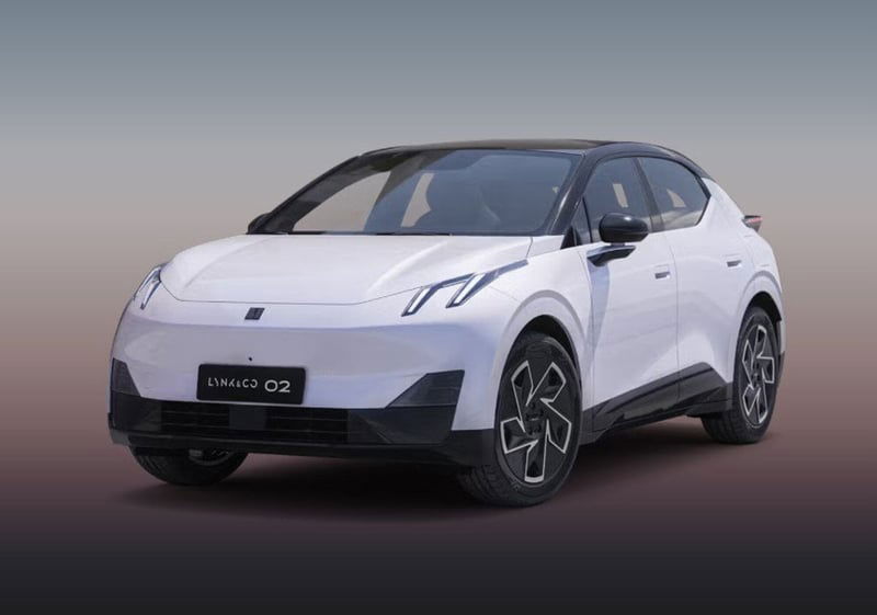 Lynk & Co 02 02 Core nuova a Pescara