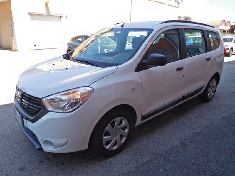 Dacia Lodgy 1.6 110CV GPL 5 posti Essential del 2018 usata a Rimini