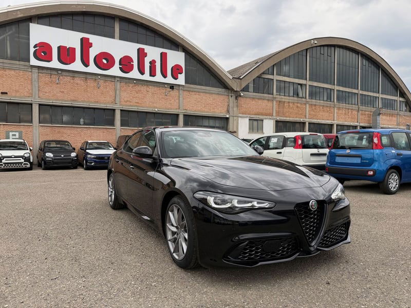Alfa Romeo Giulia 2.2 Turbodiesel 160 CV AT8 Sprint nuova a Reggio nell'Emilia
