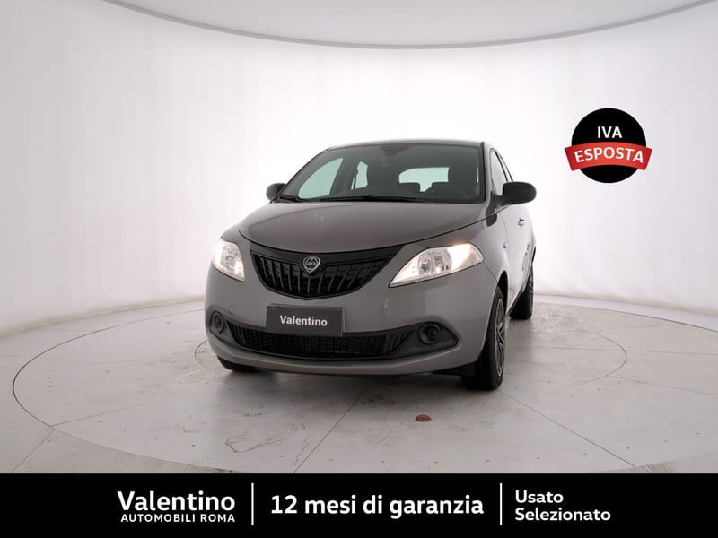Lancia Ypsilon 1.0 FireFly 5 porte S&S Hybrid Silver Plus nuova a Roma