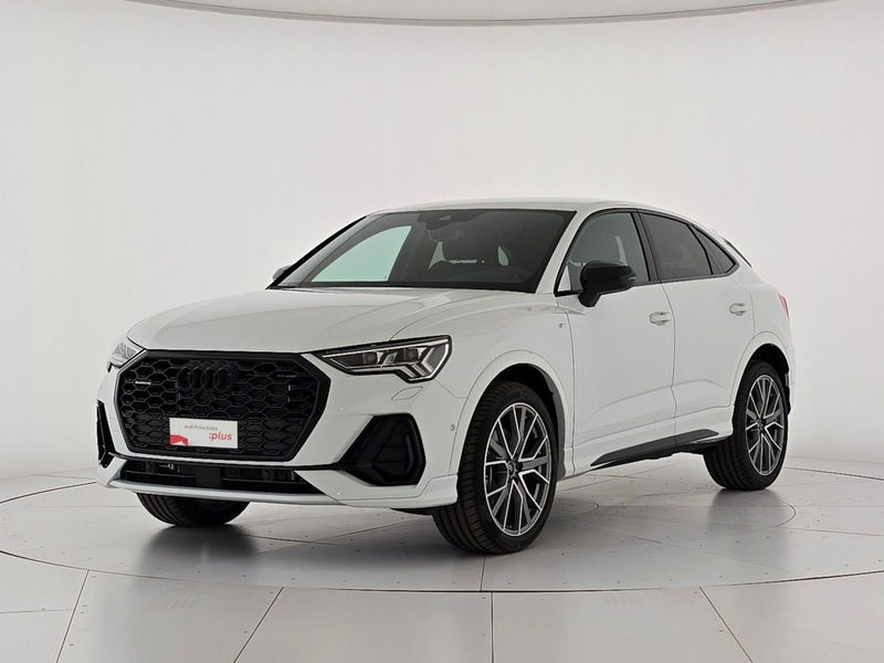 Audi Q3 Sportback 40 2.0 tdi S line edition quattro 193cv s-tronic nuova a Borgo San Dalmazzo