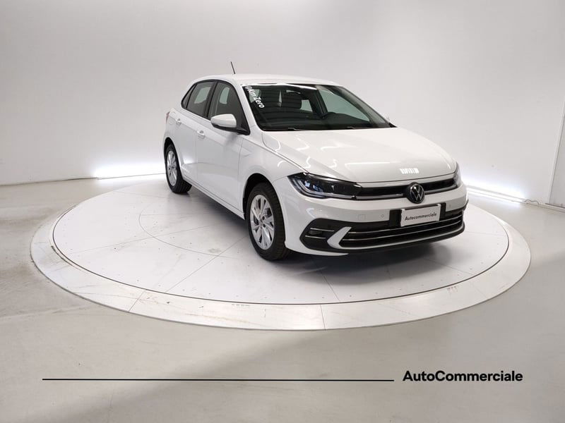 Volkswagen Polo 1.0 tsi Style 95cv dsg nuova a Bologna