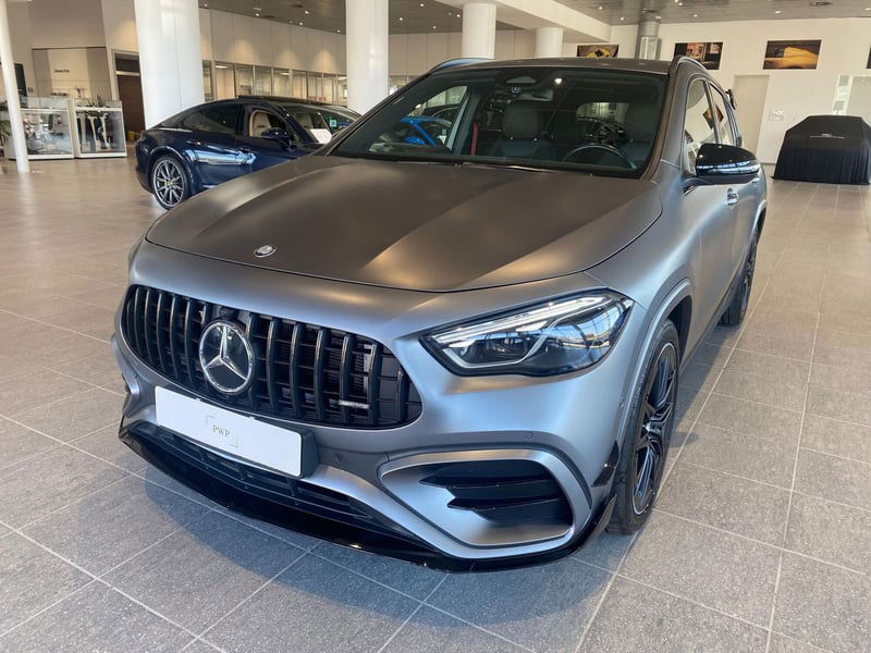 Mercedes-Benz GLA SUV 35 4Matic AMG del 2024 usata a Firenze