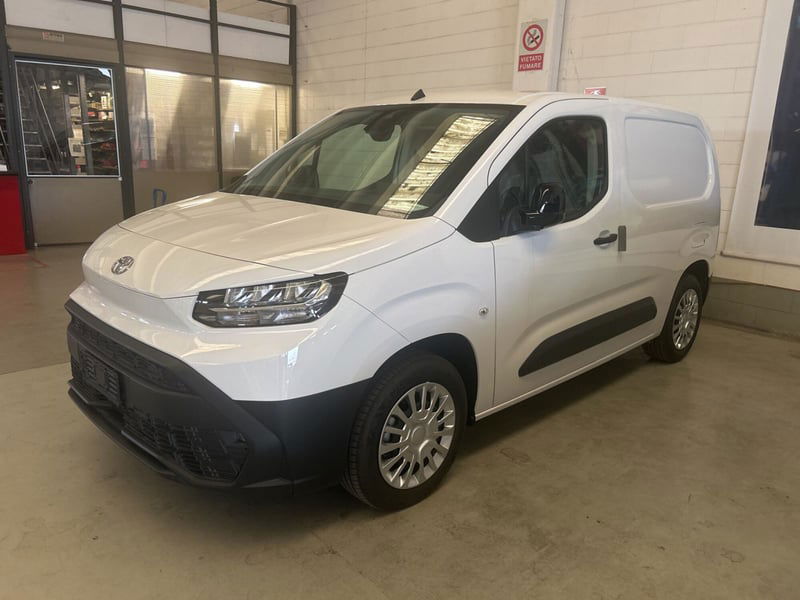 Toyota Proace City City 1.5D 100 CV S&S PC 4p. Comfort nuova a Verdello