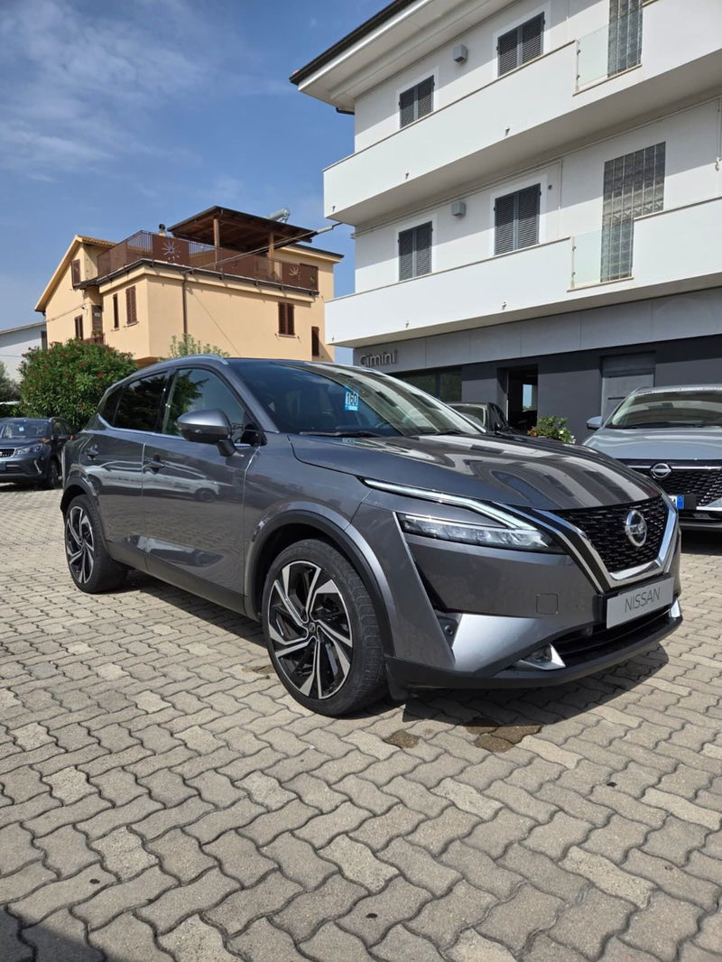 Nissan Qashqai 1.3 mhev Tekna 4wd 158cv xtronic del 2021 usata a Montecosaro