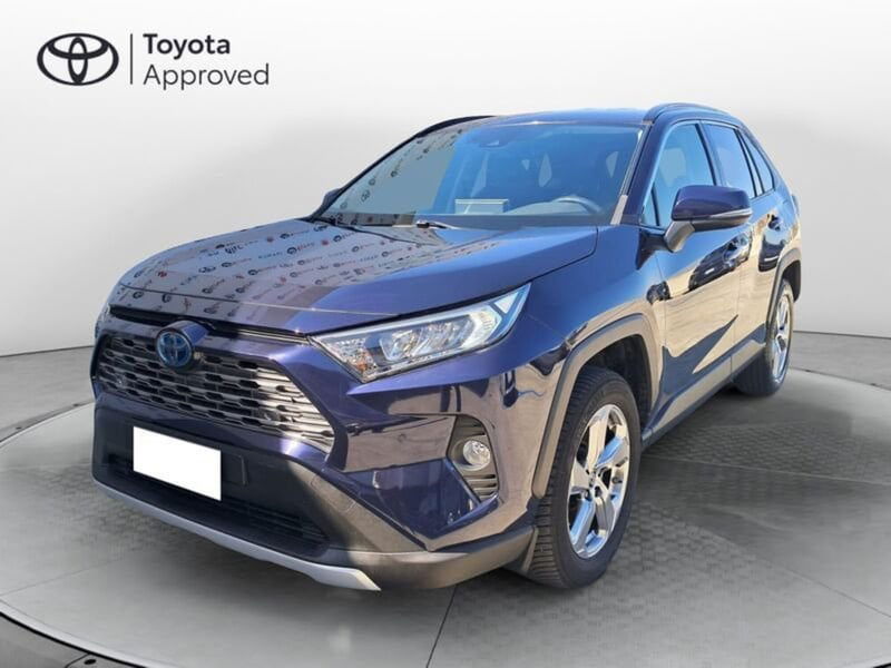 Toyota Rav4 HV (218CV) E-CVT 2WD Dynamic del 2021 usata a Cagliari