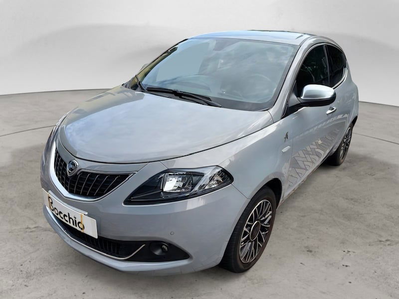 Lancia Ypsilon 1.0 FireFly 5 porte S&S Hybrid Ecochic A. Ferretti del 2022 usata a Desenzano del Garda