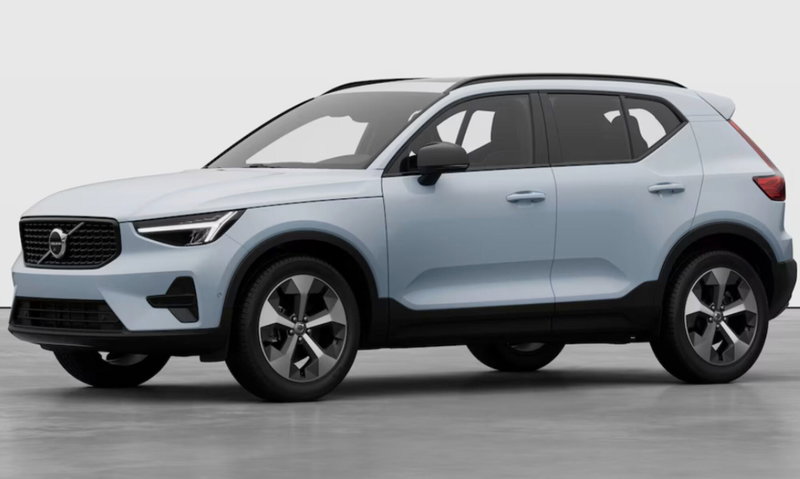 Volvo XC40 B3 automatico Ultimate Dark nuova a Parma