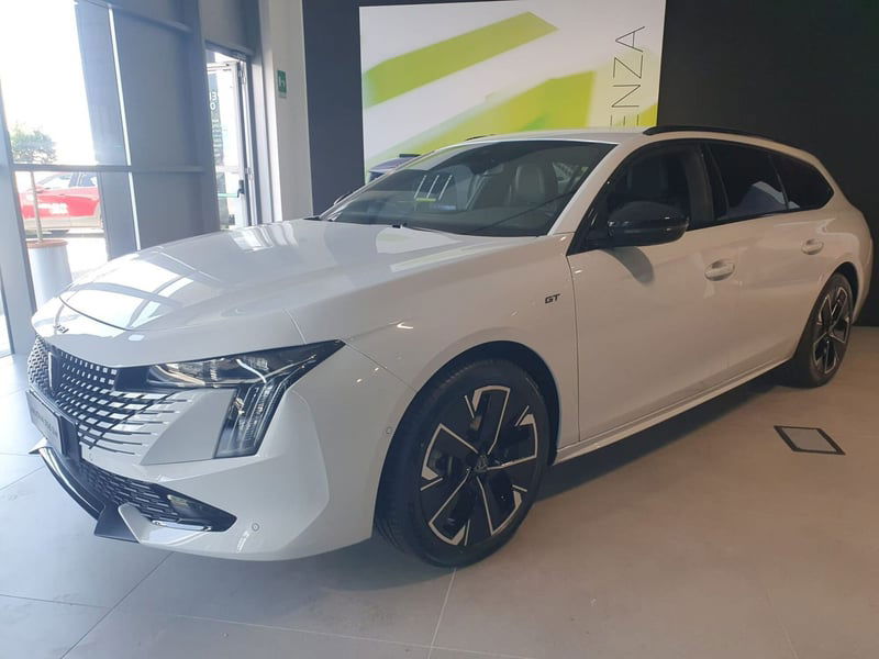 Peugeot 508 SW BlueHDi 130 Stop&Start EAT8 GT Pack nuova a Ceccano