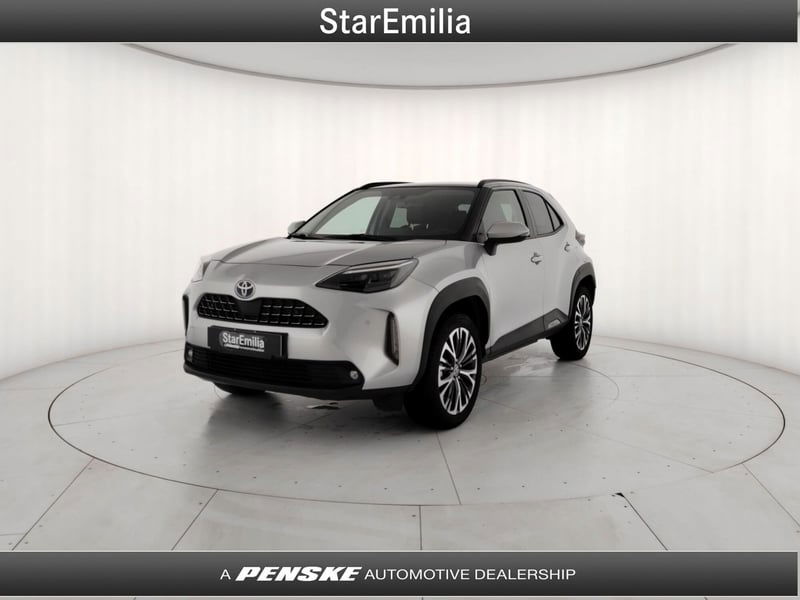 Toyota Yaris Cross 1.5 Hybrid 5p. E-CVT AWD-i Lounge del 2023 usata a Ferrara