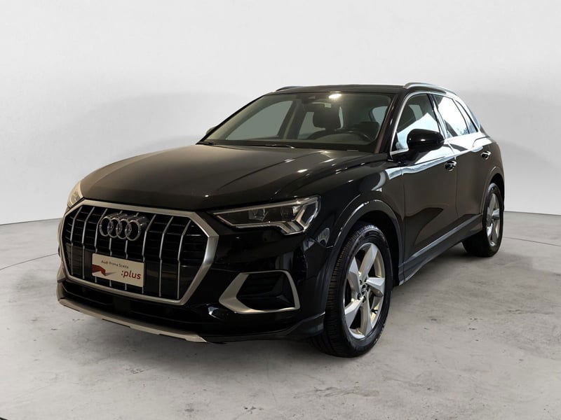 Audi Q3 35 TDI quattro S tronic Business Advanced del 2024 usata a Nola