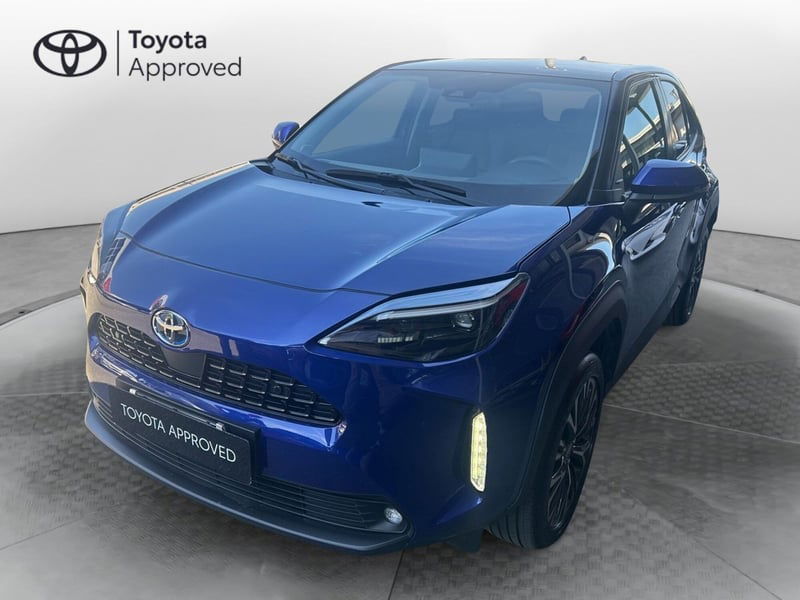 Toyota Yaris Cross 1.5 Hybrid 5p. E-CVT Lounge del 2021 usata a Curno