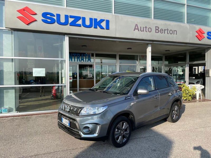 Suzuki Vitara 1.0 Boosterjet 4WD AllGrip Cool del 2019 usata a Creazzo