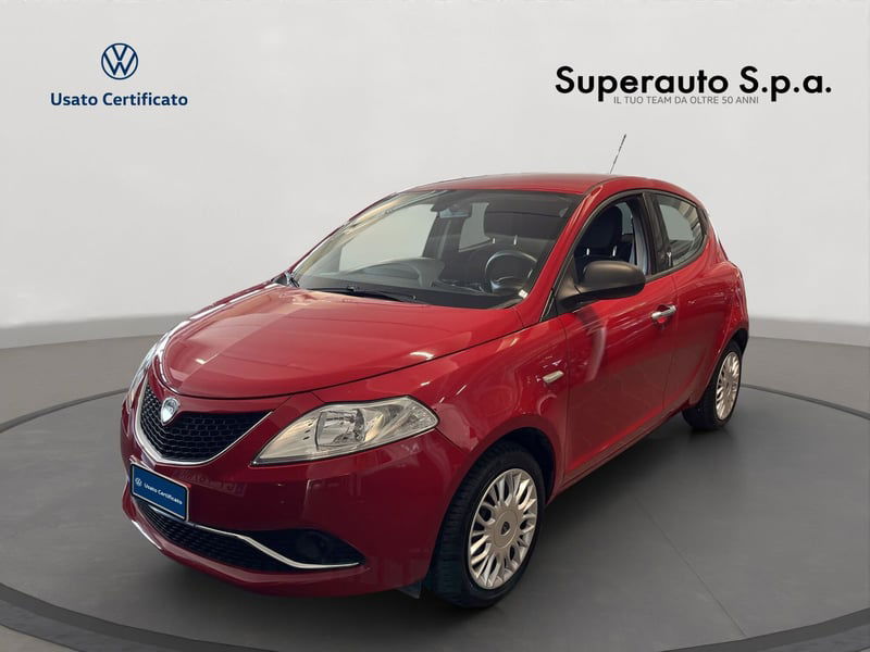 Lancia Ypsilon 1.2 69 CV 5 porte Silver del 2017 usata a Padova