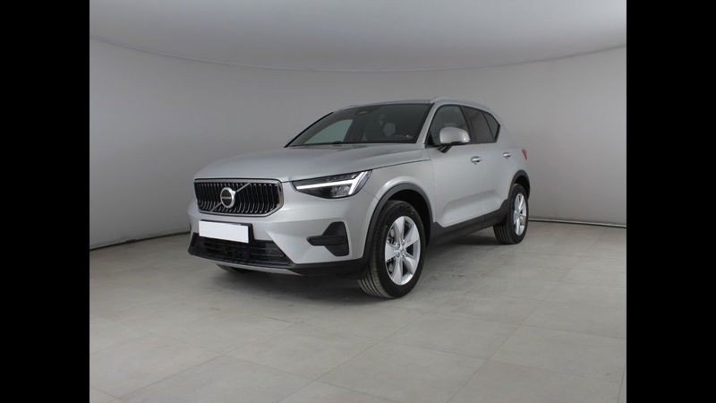 Volvo XC40 B3 automatico Core nuova a Palermo