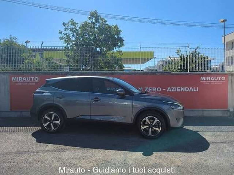 Nissan Qashqai 1.3 DIG-T 140 CV N-Connecta del 2024 usata a Roma