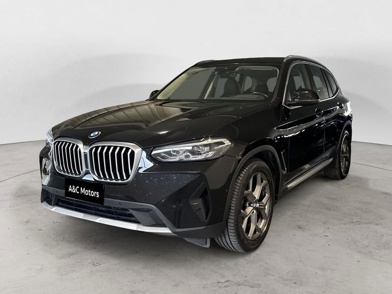 BMW X3 xDrive20i Luxury del 2022 usata a Pozzuoli