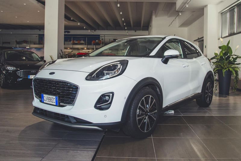 Ford Puma 43kWh del 2022 usata a Caresanablot
