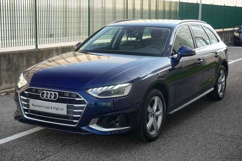 Audi A4 Avant 30 TDI/136 CV S tronic Business Advanced del 2024 usata a Rovigo