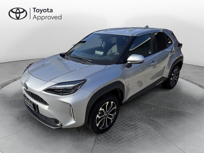 Toyota Yaris Cross 1.5 Hybrid 5p. E-CVT Trend del 2021 usata a Como