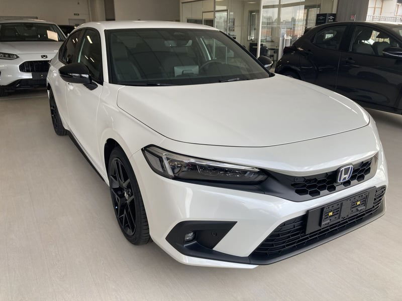 Honda Civic 2.0 hev Sport ecvt nuova a Vigevano