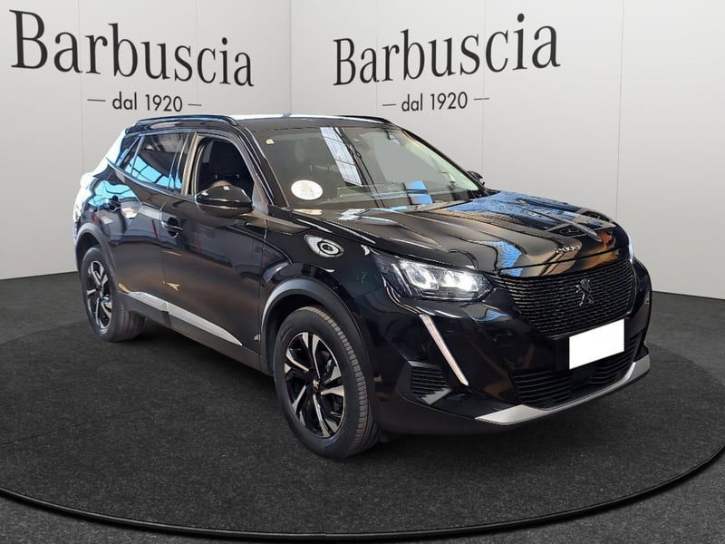 Peugeot 2008 BlueHDi 110 S&S Allure Pack del 2022 usata a Montesilvano