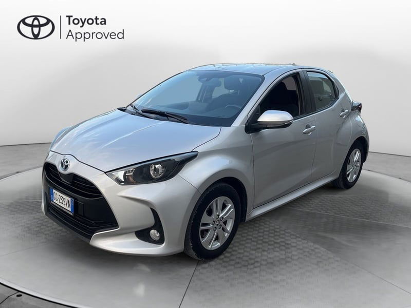 Toyota Yaris 1.5 Hybrid 5 porte Energy del 2021 usata a Ragusa