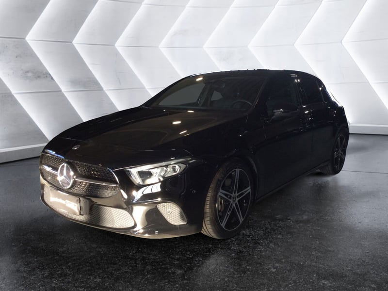 Mercedes-Benz Classe A 180 d Automatic Sport del 2022 usata a Caserta