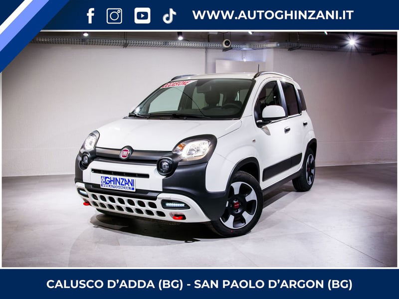 Fiat Panda Cross Cross 1.0 FireFly S&S Hybrid del 2024 usata a San Paolo d'Argon