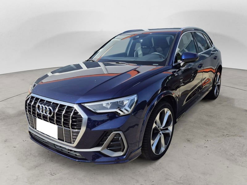 Audi Q3 Sportback 35 2.0 tdi S line edition s-tronic del 2023 usata