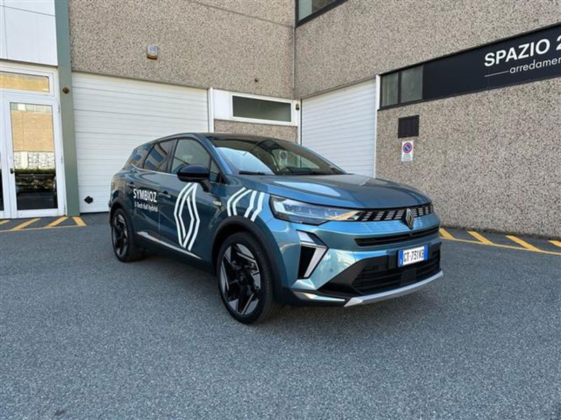 Renault Symbioz 1.6 full hybrid Iconic 145cv auto nuova a Quart