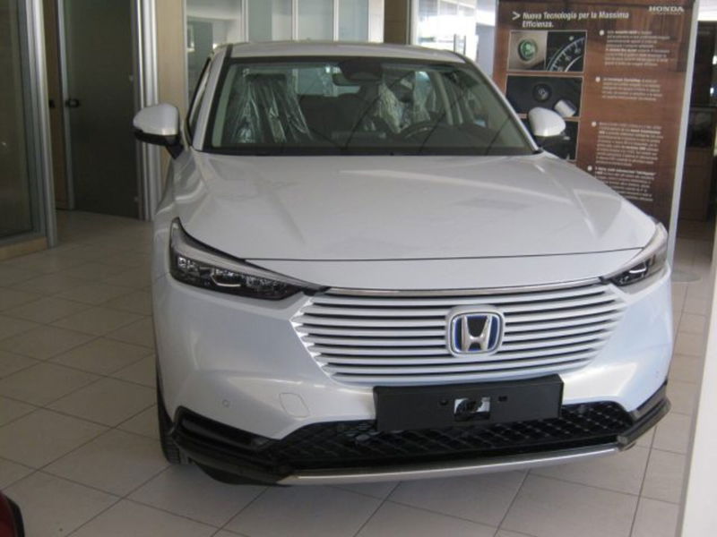 Honda HR-V 1.5 hev Advance ecvt nuova a Porto San Giorgio