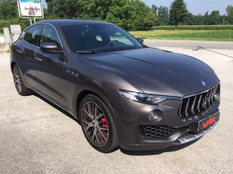 Maserati Levante Levante V6 430 CV AWD Modena del 2017 usata a Beinette