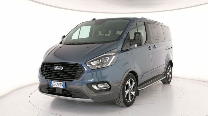 Ford Tourneo Custom 320 2.0 EcoBlue 185CV aut. PL Active del 2021 usata a Roma