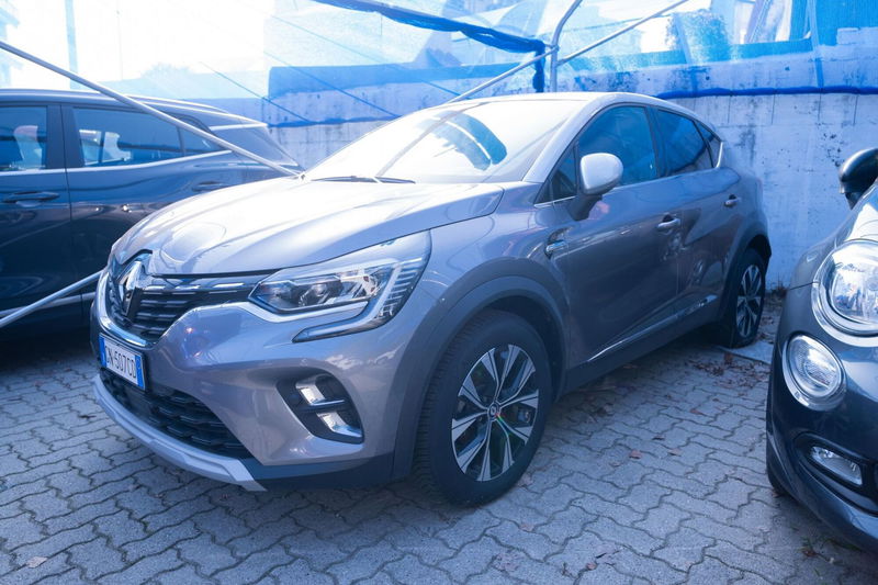 Renault Captur 1.0 tce Techno 90cv del 2023 usata a Rivoli