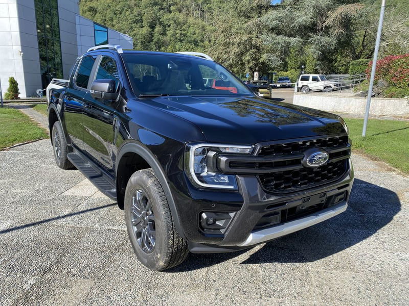 Ford Ranger Pick-up 3.0 ecoblue doppia cabina Wildtrak awd 240cv auto nuova a Sesta Godano