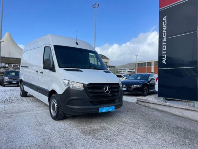 Mercedes-Benz Sprinter F32/33 311 CDI FWD TN Furgone Business del 2020 usata a Massa