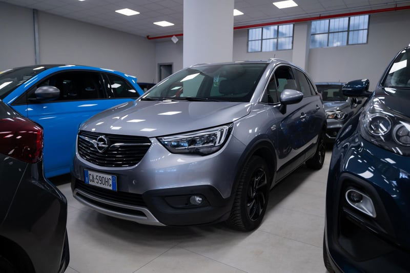 Opel Crossland X 1.2 Turbo 12V 110 CV Start&Stop Innovation del 2020 usata a Torino