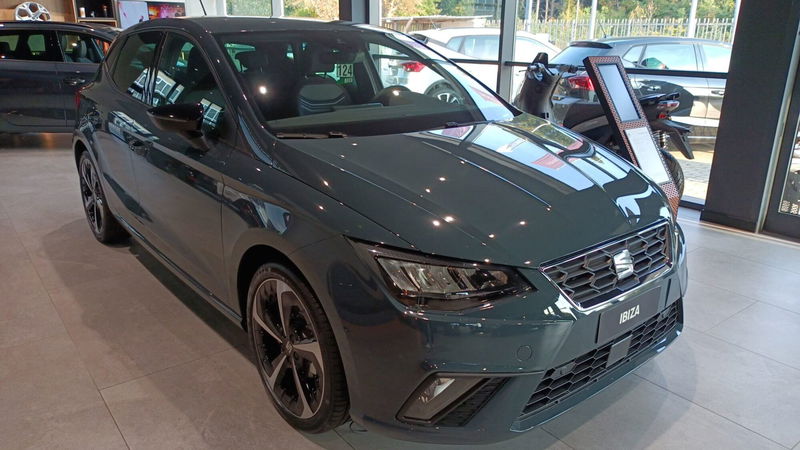 SEAT Ibiza 1.0 mpi FR 80cv nuova a Barlassina SEAT Ibiza 1.0 mpi FR 80cv nuova a Barlassina