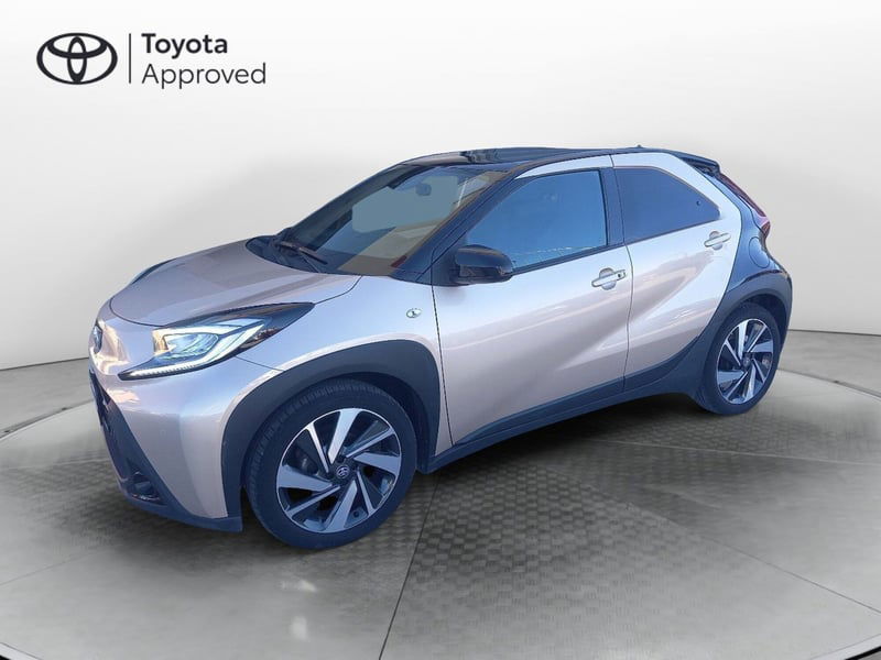 Toyota Aygo X 1.0 VVT-i 72 CV 5p. Undercover S-CVT del 2023 usata a Agrigento