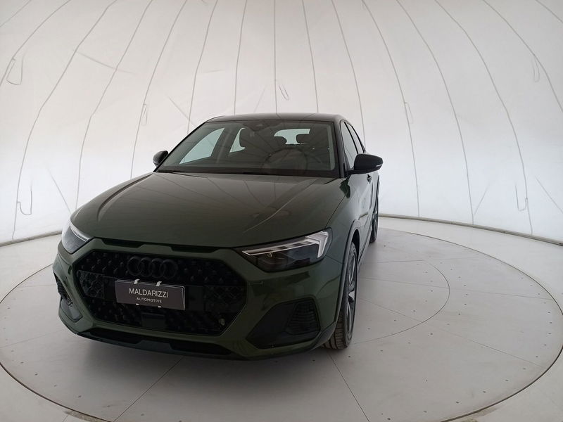Audi A1 allstreet 30 1.0 tfsi Identity Contrast 116cv nuova a Lecce Audi A1 allstreet 30 1.0 tfsi Identity Contrast 116cv nuova a Lecce