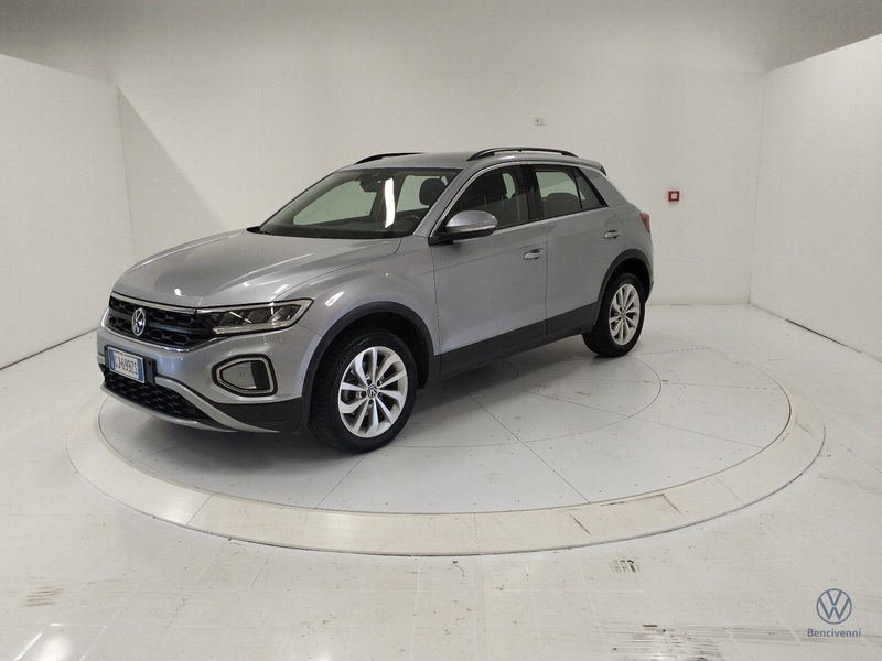 Volkswagen T-Roc 2.0 tdi Life 115cv del 2022 usata a Catanzaro