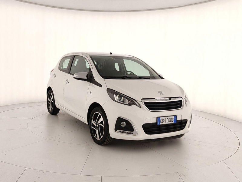 Peugeot 108 72 5 porte Allure del 2020 usata a Napoli