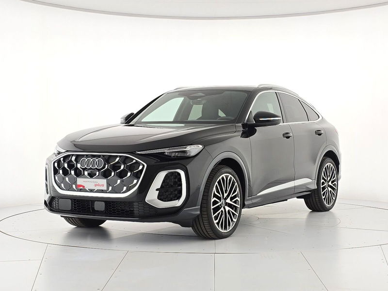 Audi Q5 Sportback 2.0 e-hybrid S line edition quattro 367cv s-tronic nuova a Alessandria