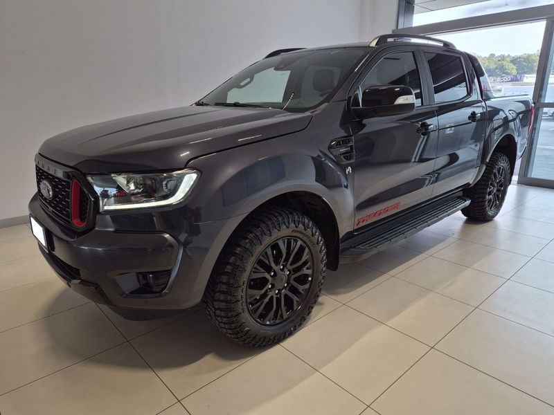 Ford Ranger Pick-up Ranger Thunder 2.0 TDCi aut. 213 CV Wildtrak 5 posti del 2021 usata a Ceccano
